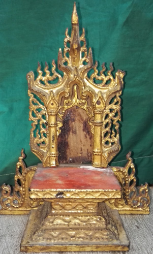 Small Buddha shrine Small Buddha shrine