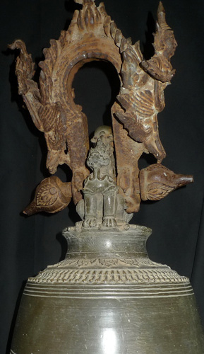 K5570-EA
Temple bell and its hook
Status : Inquire
Click on picture for enlarge