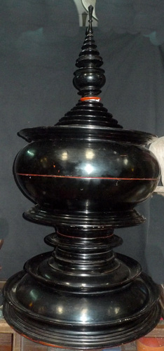 Giant Hsun Hok, sold by one, have 2 Giant Hsun Hok, sold by one, have 2