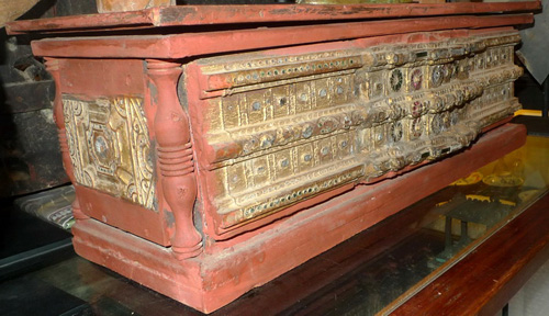 Temple Chest, can be open Temple Chest, can be open