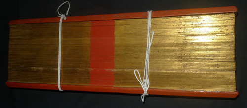 Buddhist bible - Campi Buddhist bible - Campi