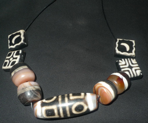 Dzi dzi beads necklace Dzi dzi beads necklace