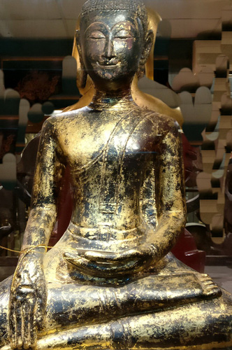 Ayutthaya Buddha on base Ayutthaya Buddha on base