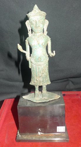 Lakshamani Khmer deity Lakshamani Khmer deity