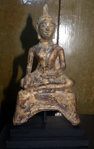 Ayutthaya Buddha (restored) Ayutthaya Buddha (restored)