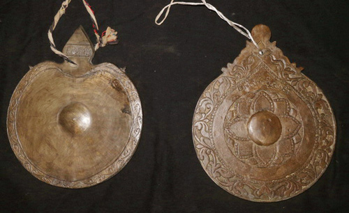 Spinning gong, round shape. Carved. Sold by one Spinning gong, round shape. Carved. Sold by one