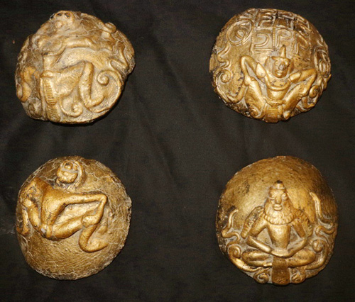Set of 4 tiny kapalas skull caps Set of 4 tiny kapalas skull caps