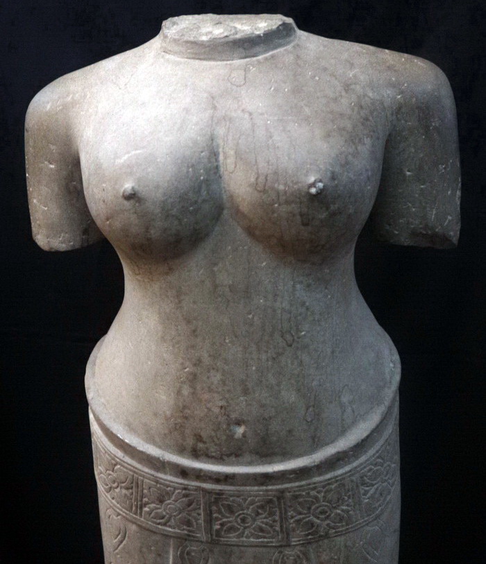 Carved Khmer Uma Carved Khmer Uma