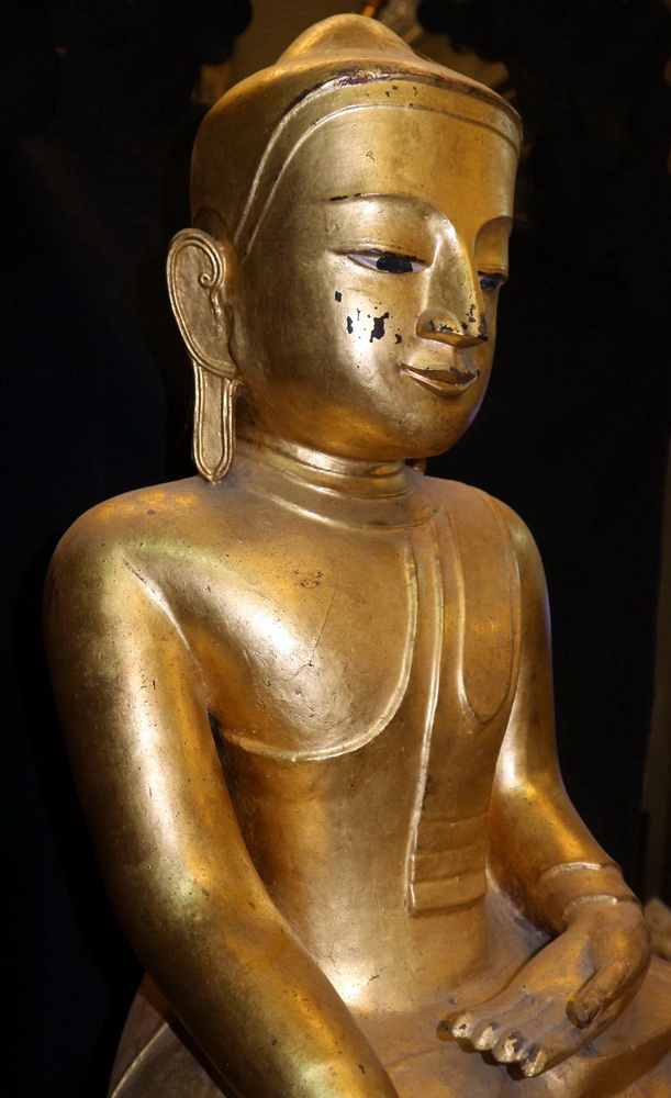 Early Mandalay Buddha Early Mandalay Buddha