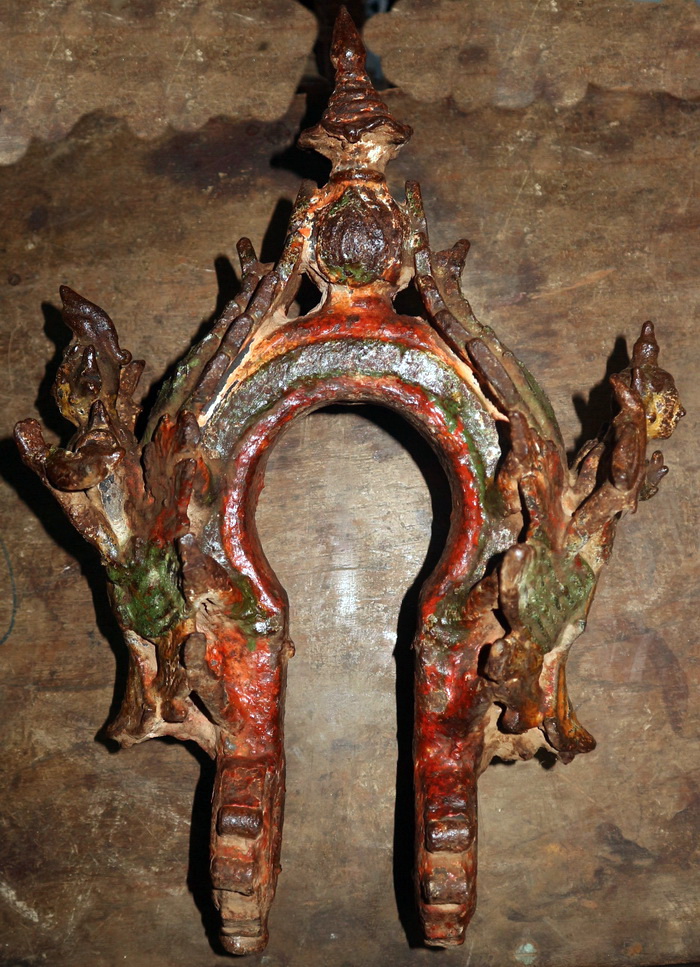 Temple bell hook Temple bell hook