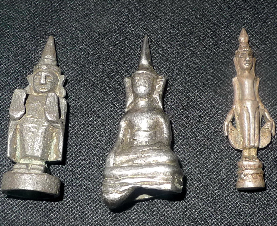 Lao Buddha amulet, sold by one Lao Buddha amulet, sold by one