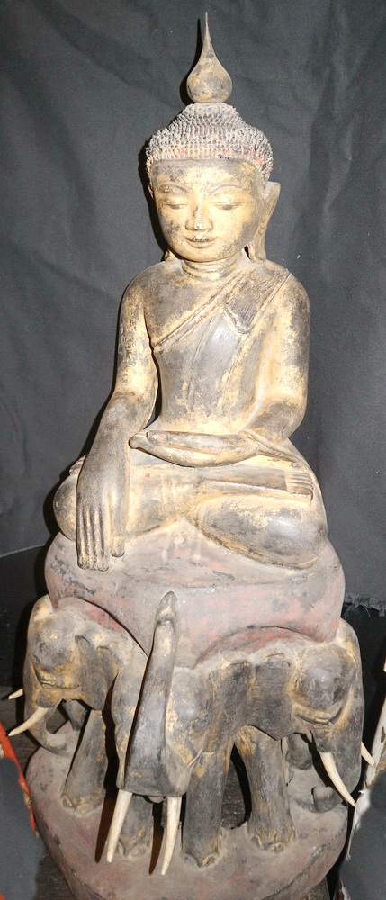 Shan Buddha on elephants Shan Buddha on elephants