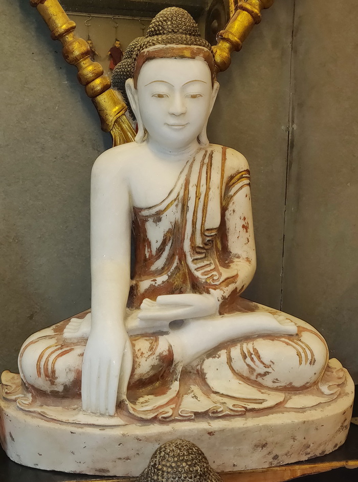 Mandalay Buddha