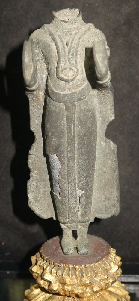 Headless Ayutthaya Buddha