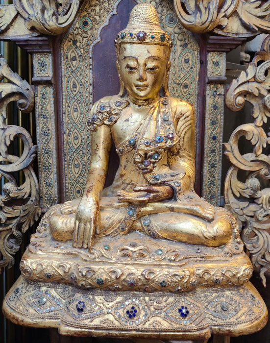 Mandalay Buddha