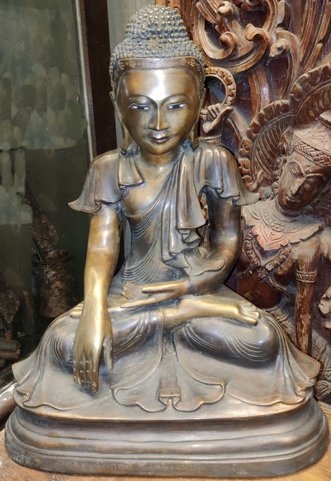 Mandalay Buddha