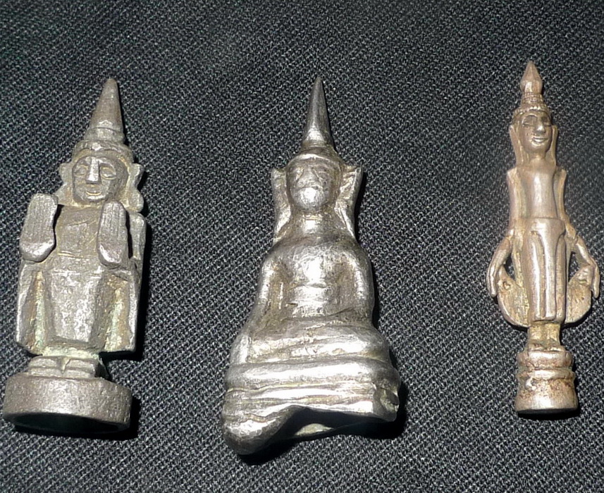 Lao Buddha amulet, sold by one