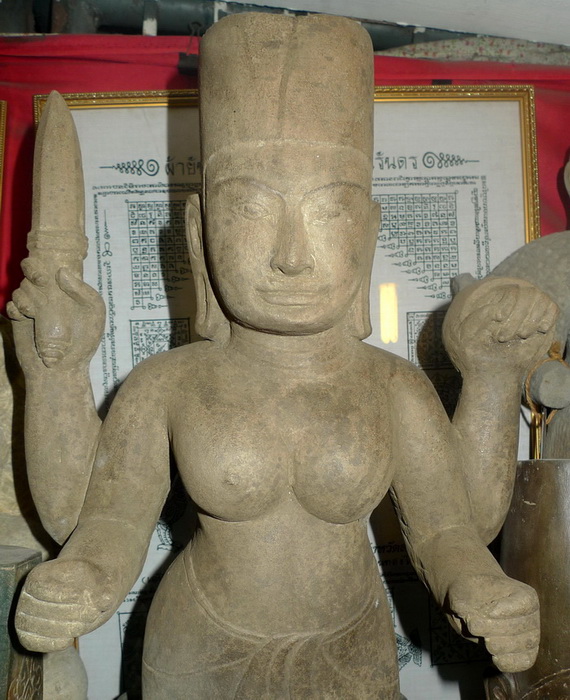 Khmer Vishnu deity