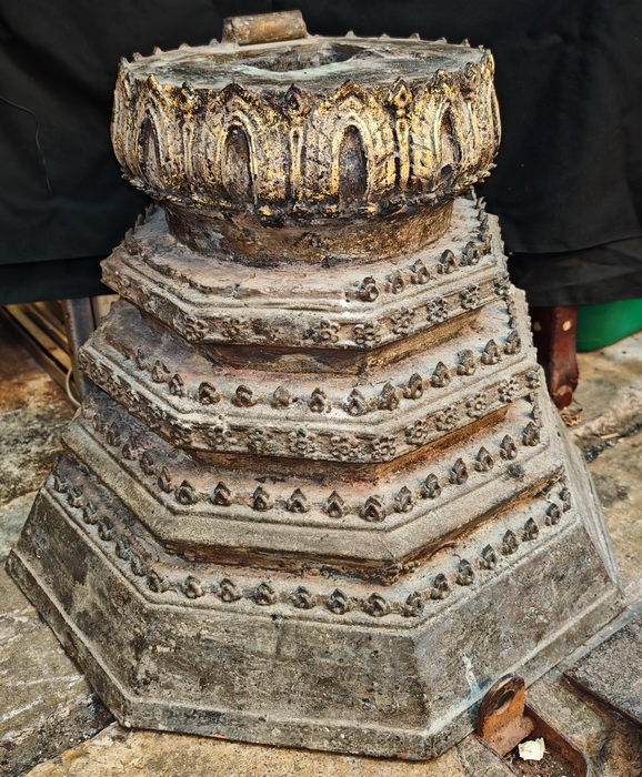 Buddha s base can be used to support a table