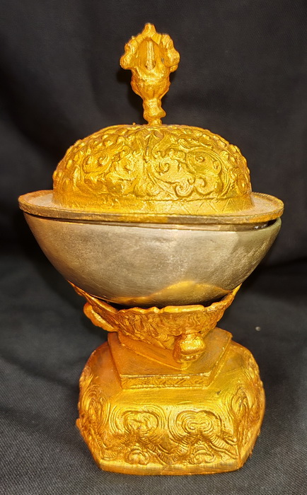 Kapala offering vessel