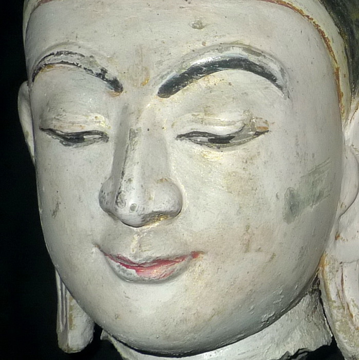 Buddha head