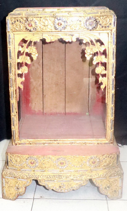 Buddha shrine
