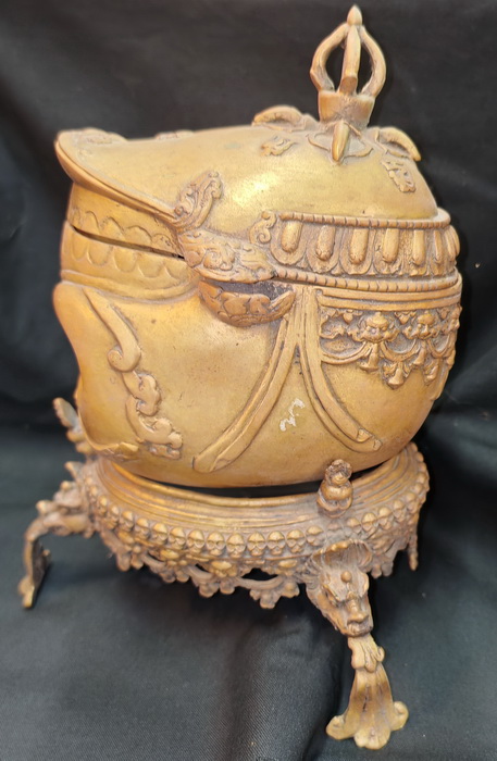 Kapala offering vessel, Lhassa Potala style
