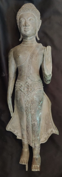 Walking Lanna Buddha