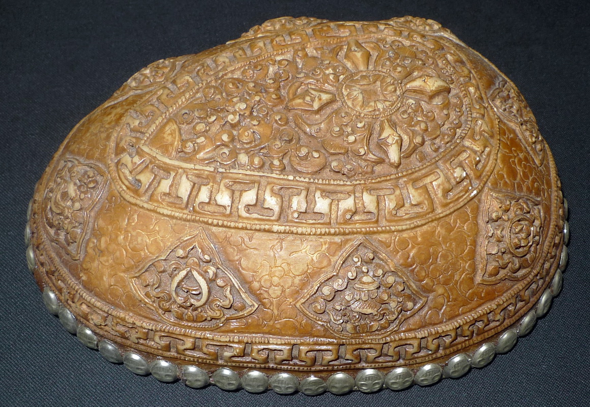 Kapala skull cap alike